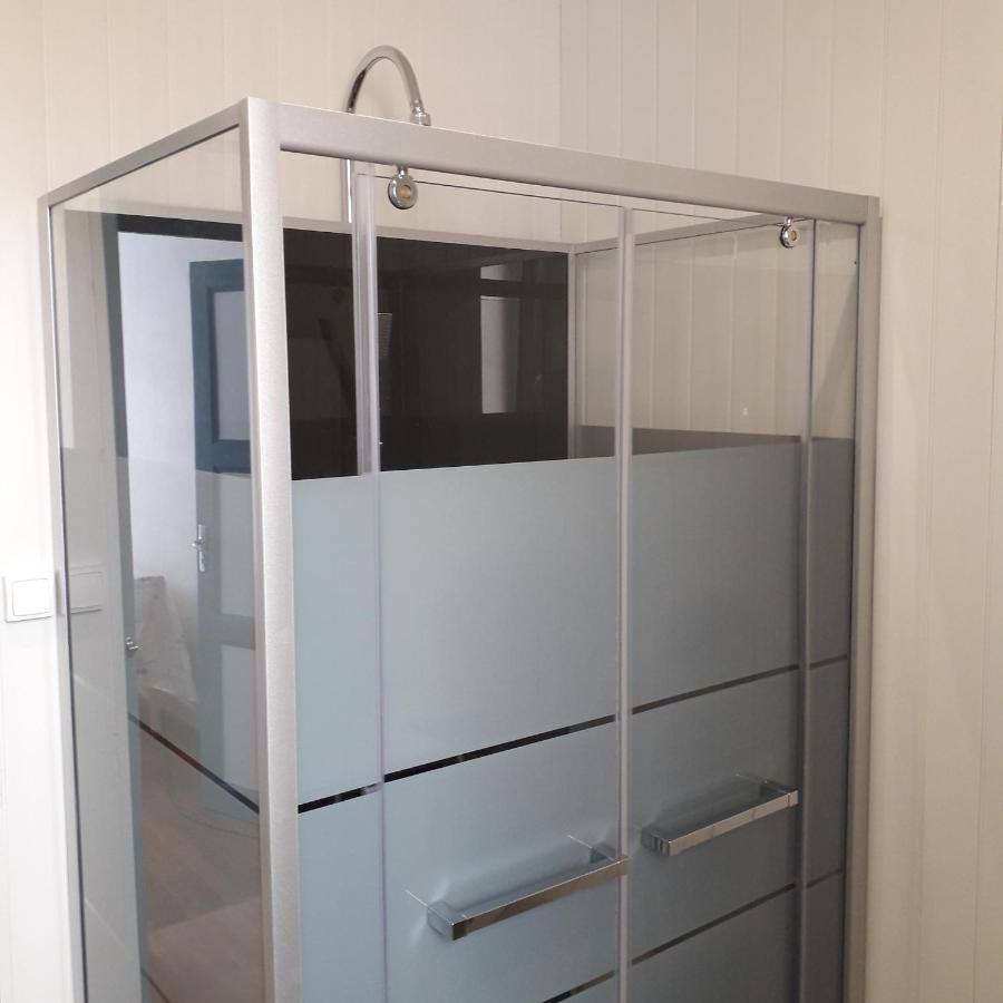 Appartement Paisible - Coeur De Ville เลอ ครูโซต์ ภายนอก รูปภาพ